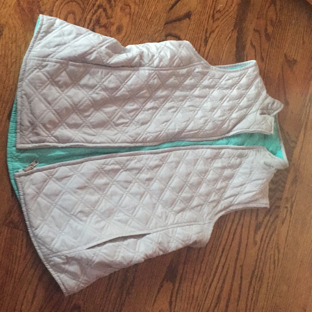 Reversible vest